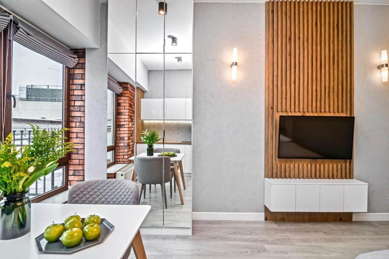 Neatspace - Ruska Center Apartman Wrocław Kültér fotó
